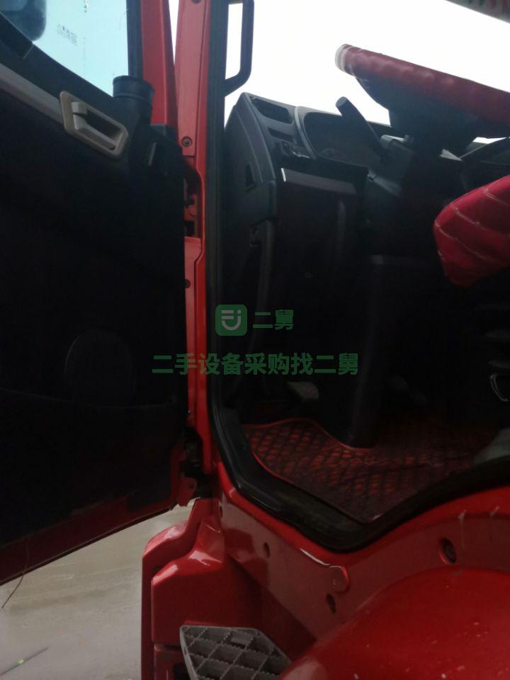 精品車源超過性價比德龍新M3000牽引車