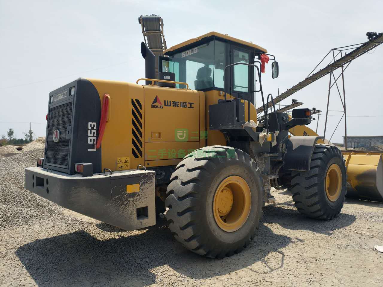 個人加長臂臨工953轉載機50鏟車
