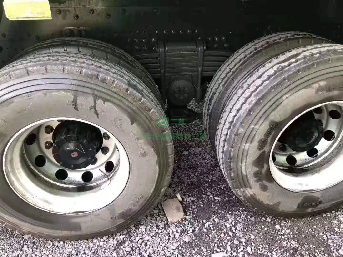 出售解放自卸車19年6月上牌，國五排放，自重12噸，剛行駛幾千公里