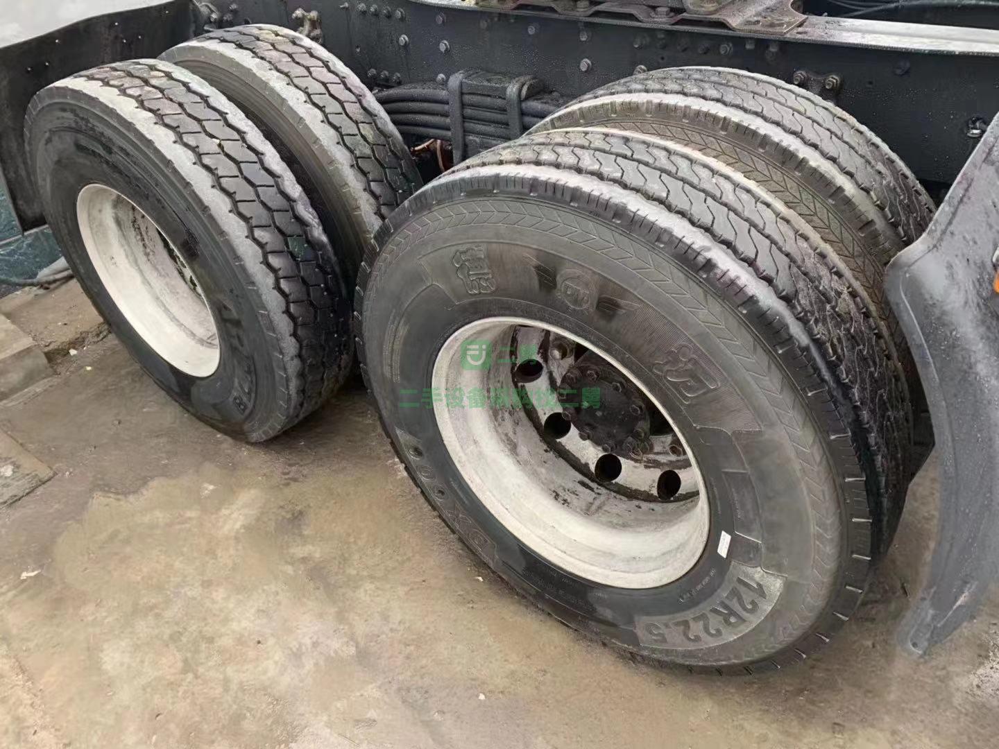 歐曼ETX400馬力國五牽引車17年6月的出售