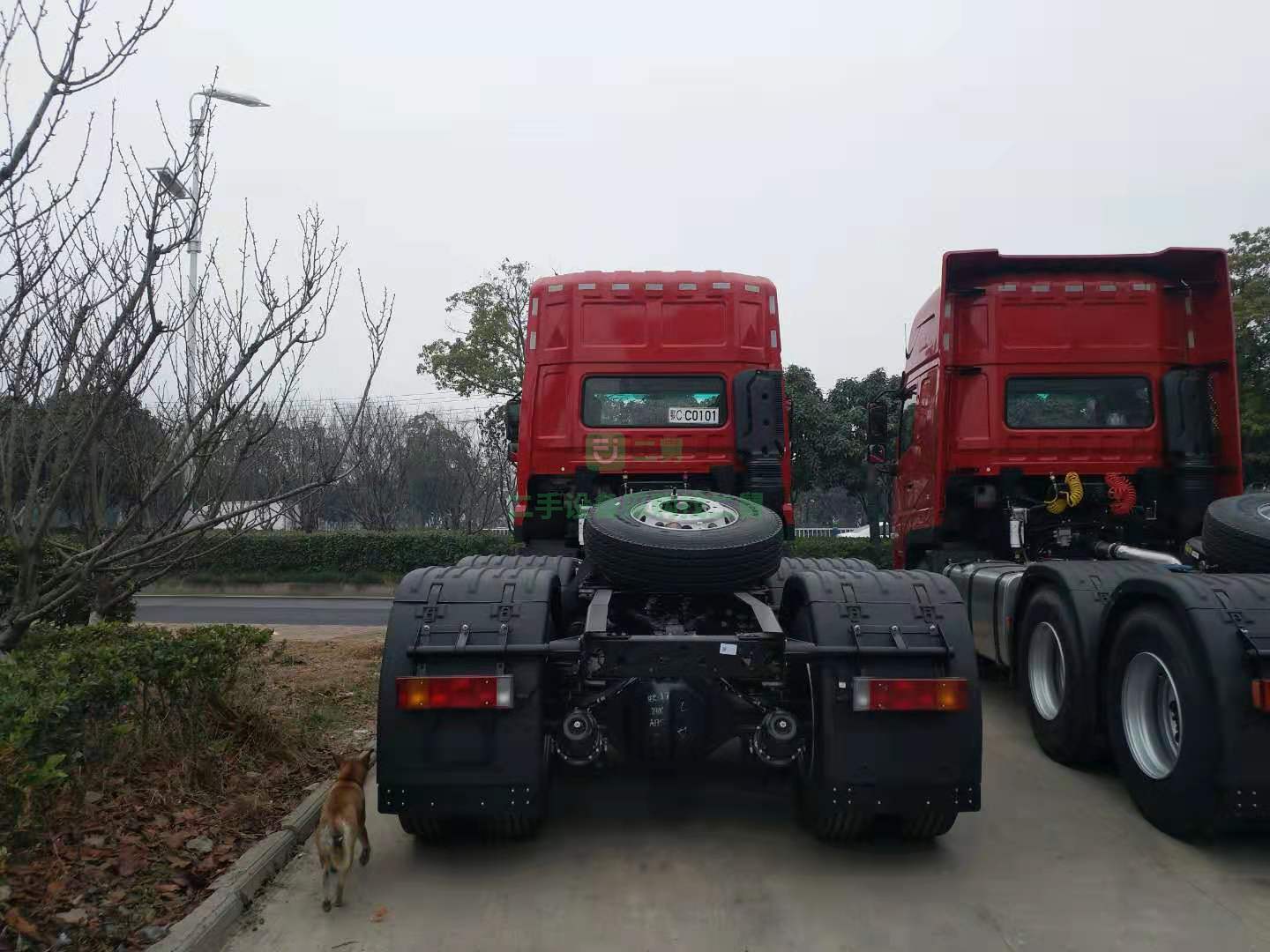出售2019年底東風華神牽引車460馬力國五
