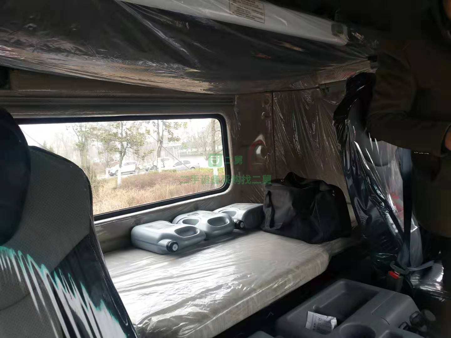 出售2019年底東風華神牽引車460馬力國五