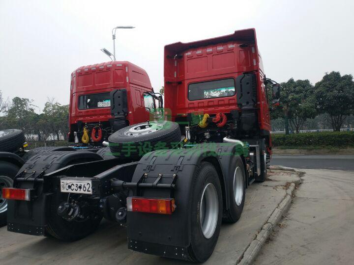 出售東風華神牽引車460馬力濰柴動力法士特變速箱
