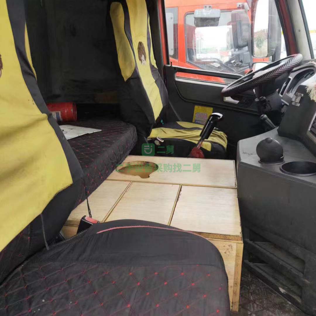出售17年6月，解放天V牽引車，430馬力濰柴發動機