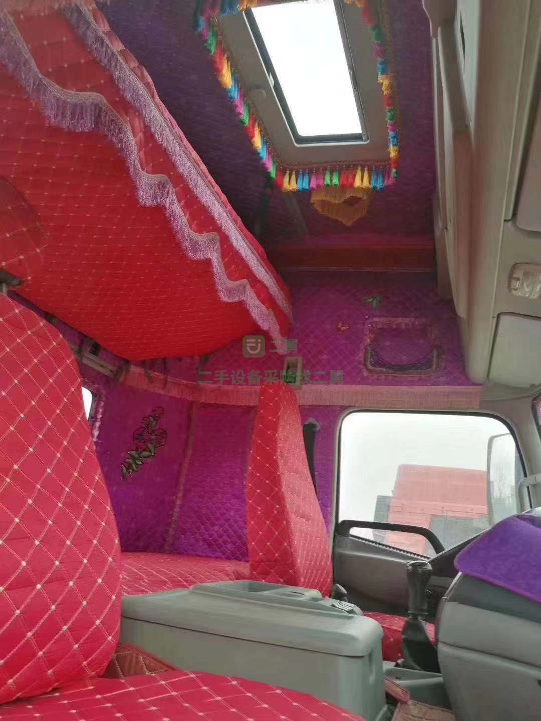 天龍啟航版520馬力牽引車出售