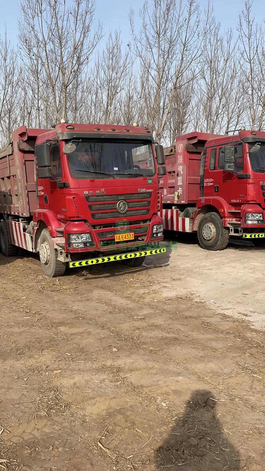 出售17年陜汽德龍自卸車，5米6車廂，國四排放