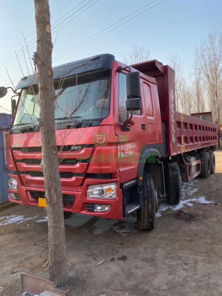 二手豪沃自卸車，國(guó)四排放