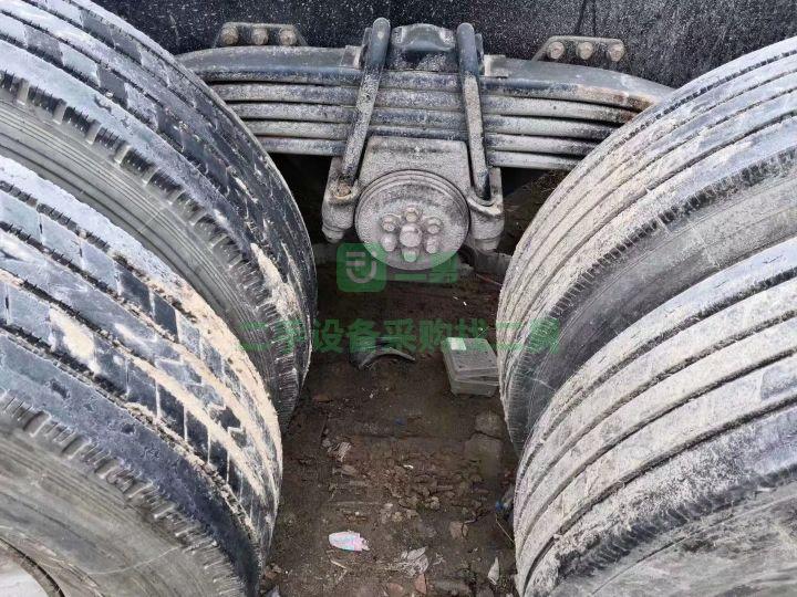 18年9月新款陜汽德龍牽引車，550馬力錫柴發動機