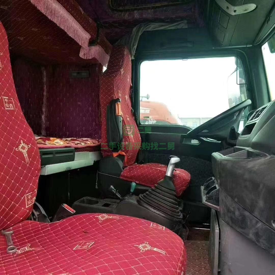 出售17年底汕德卡牽引車540馬力國五排放