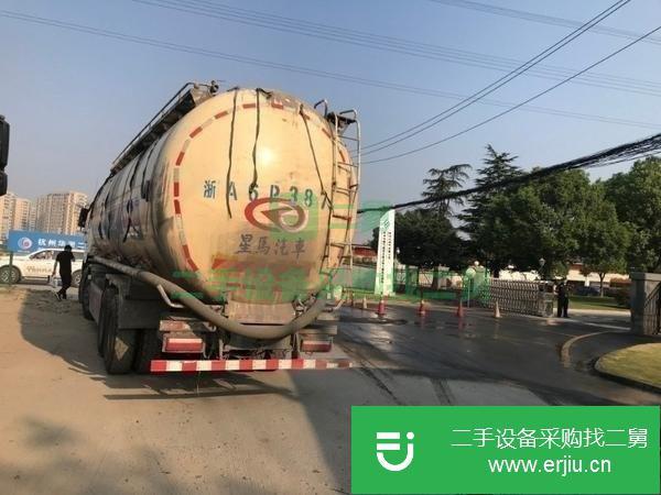 轉(zhuǎn)讓華凌前四后八水泥罐車國五