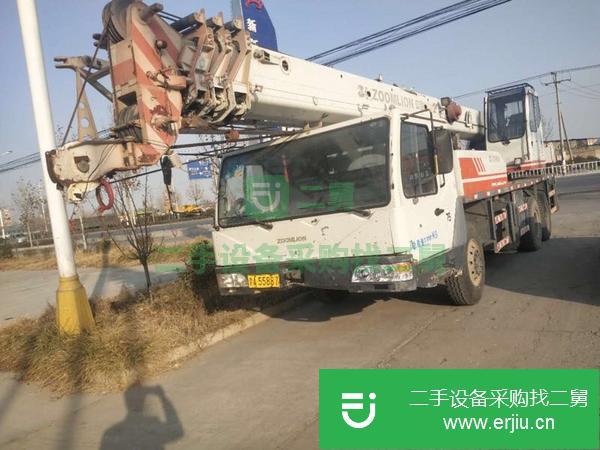 出售二手的九成新的中聯(lián)16v汽車吊