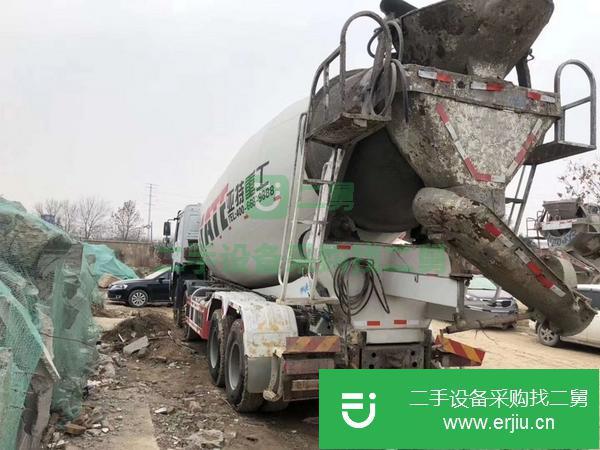 出售6到20方混泥土攪拌車，手續齊全，全國提檔。
