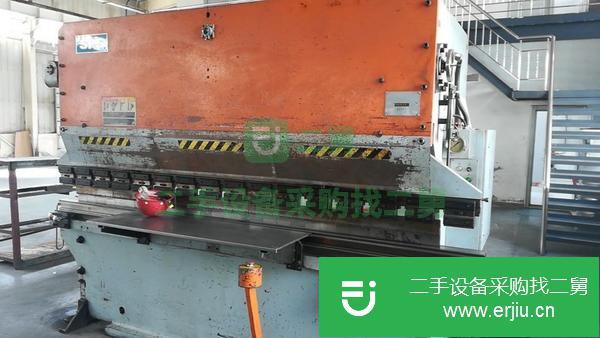 轉讓液壓折彎機，100/3200上海沖剪機床