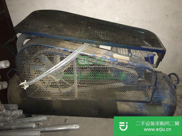 二手的九成新的空壓機打包處理便宜