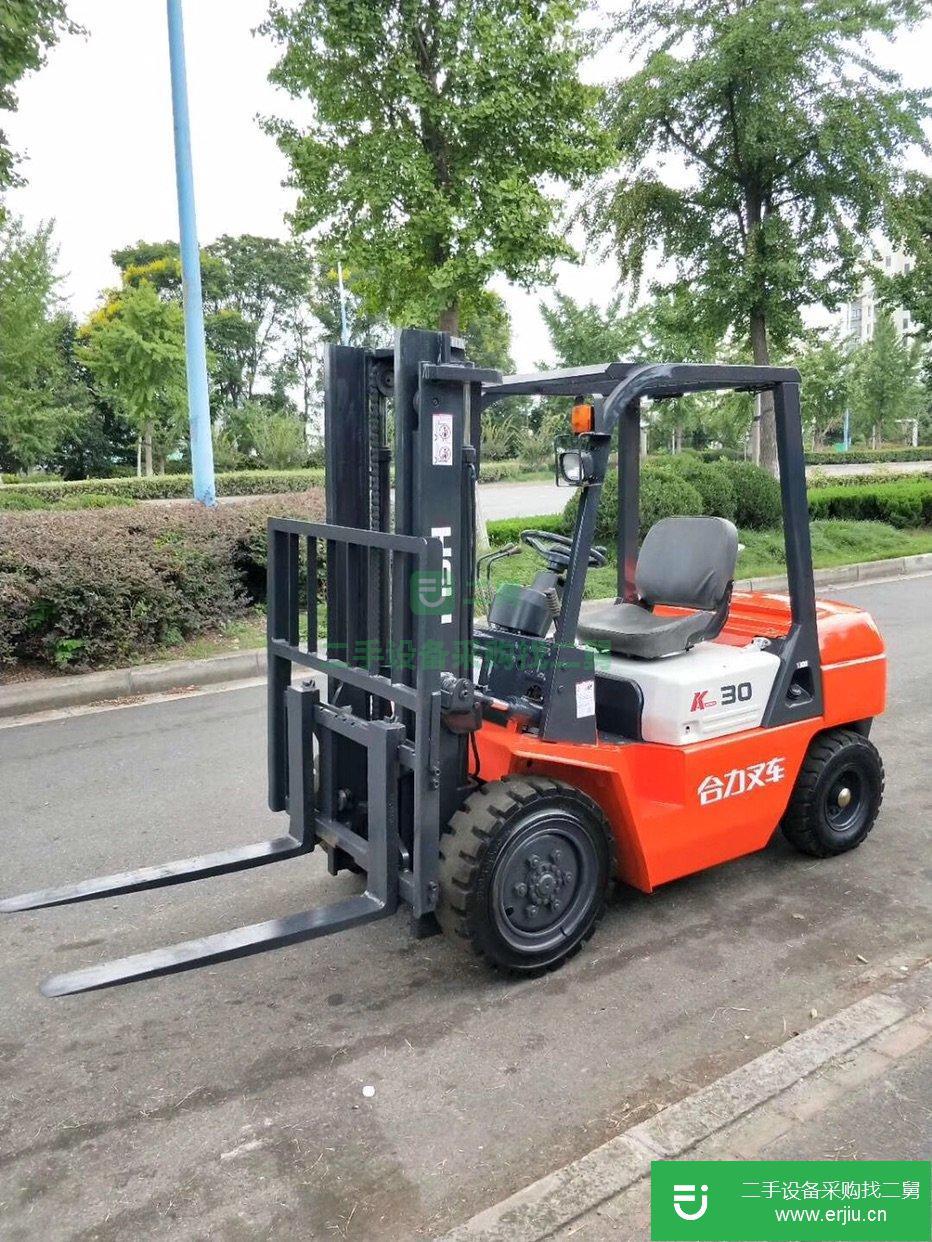 出售二手合力叉車，3噸自動擋二手叉車，便宜處理