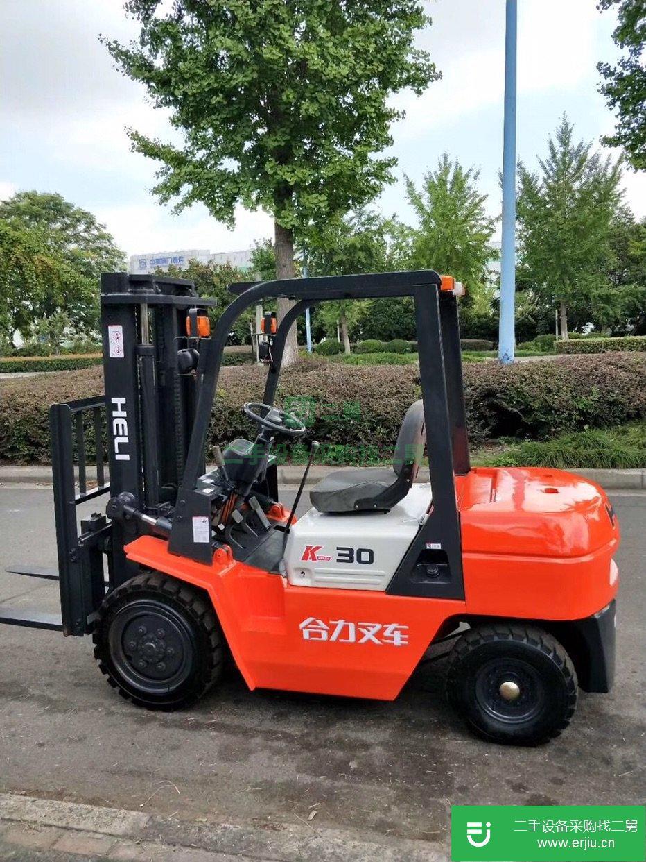 出售二手合力叉車，3噸自動擋二手叉車，便宜處理