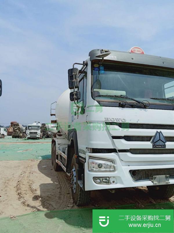 低價出售一批國五豪沃攪拌車 340馬力 后八輪
