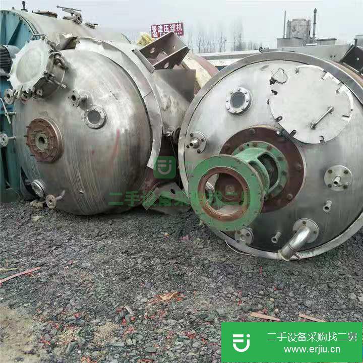 轉讓:9成新二手不銹鋼反應釜二手內盤管反應釜二手5噸搪瓷反應釜