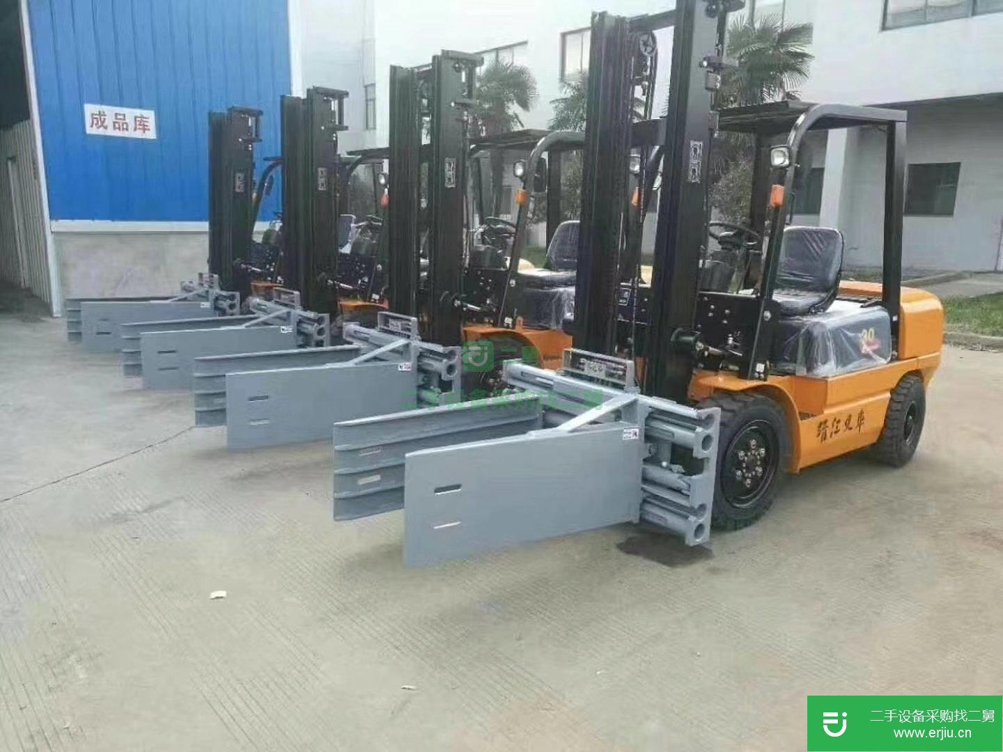 烏魯木齊低價(jià)出售二手叉車合力叉車三噸 (二手合力柴油叉車)