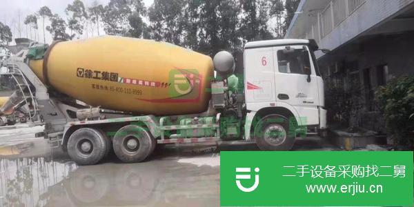 出售17年12月份,國五,大12方混凝土攪拌罐車徐工攪拌車,