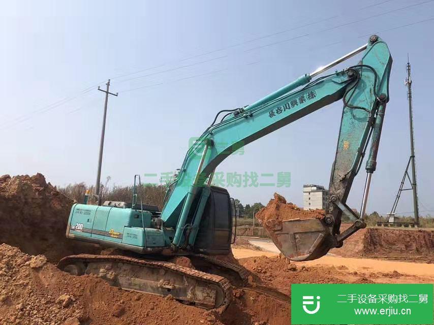 低價轉讓神鋼 SK200-6E二手挖掘機進口報關 (個人轉讓)