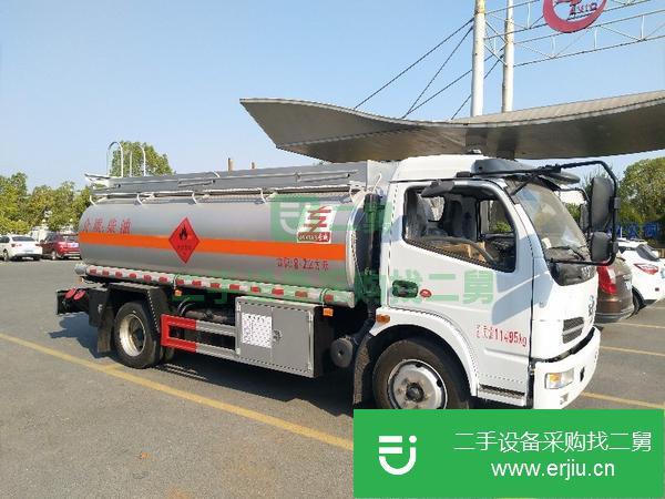 轉讓國六5噸到30噸加油車現車包上戶可分期