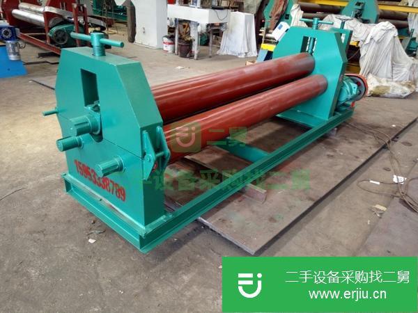 出售小型W11-4*1600半自動(dòng)卷板機(jī)數(shù)臺(tái)
