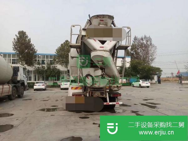 二手的豪沃國五攪拌車出售