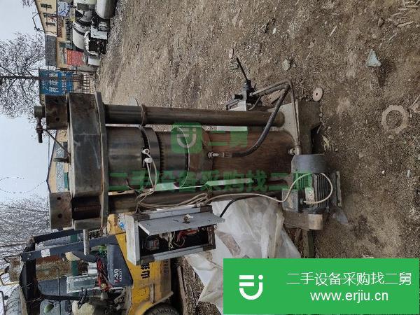 低價出售二手九成新的榨油機