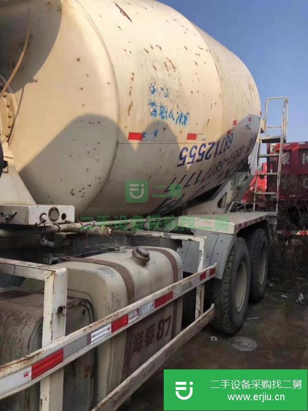 出售 13年豪沃徐工大12方混凝土攪拌罐車 賠錢處理。 全手續