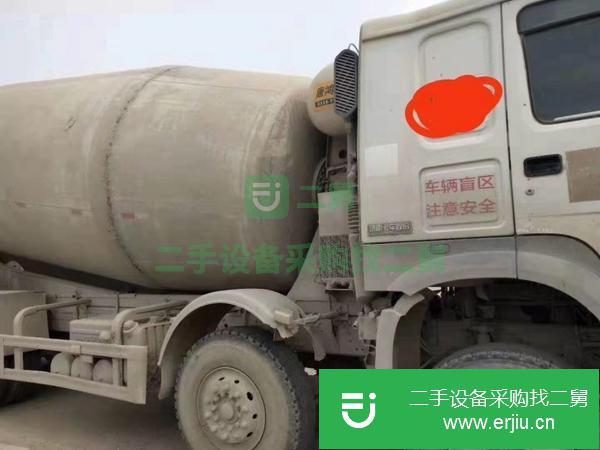 水泥罐車低價出售