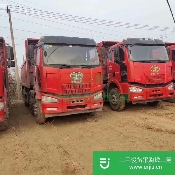 轉讓二手輕量化自卸車便宜處理 解放國五6米8 二手前四后八自卸車