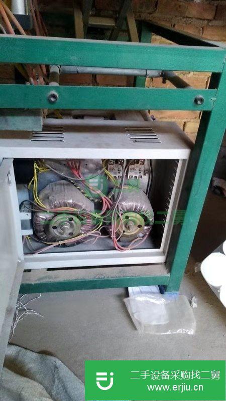轉讓兩臺帥然四氣缸封口機