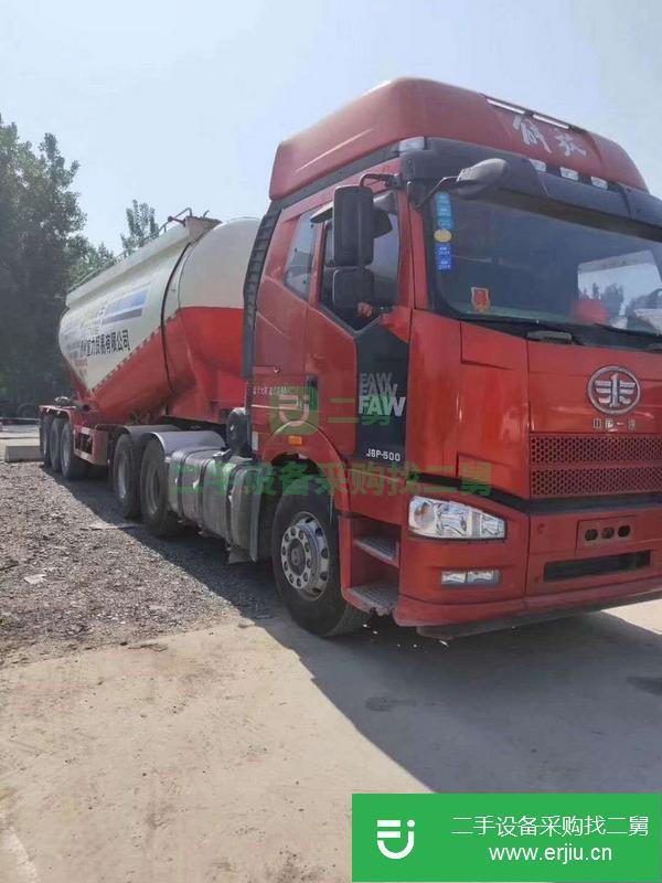 轉讓二手陜汽德龍，豪沃，歐曼，解放J6前四后八散裝水泥罐車