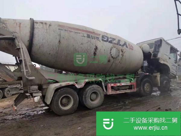 出售13年豪沃,亞特上裝,20方混凝土攪拌罐車