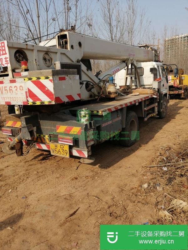 出售四通12噸國四吊車