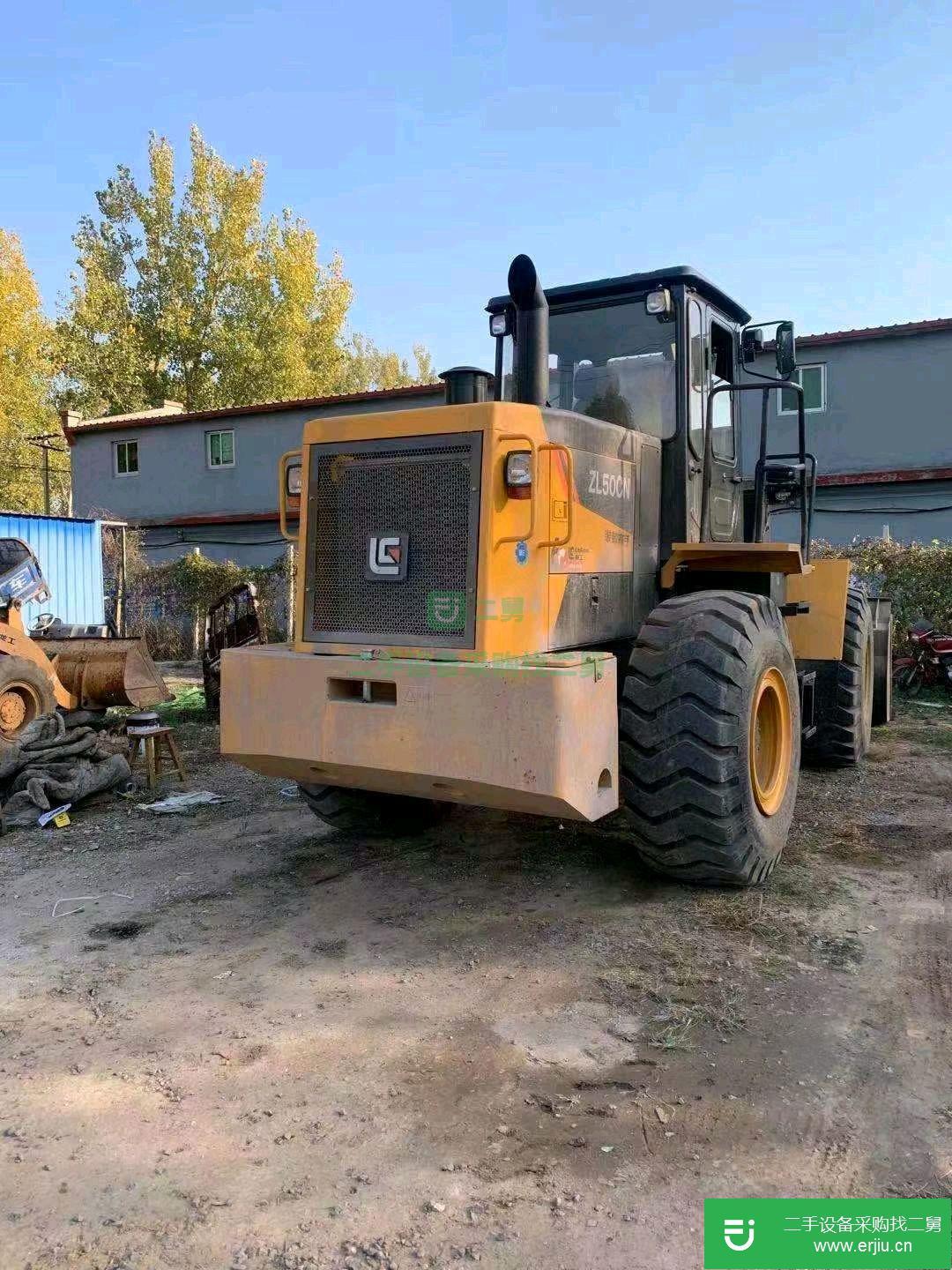 低價轉讓閑置二手裝載機50和30二手鏟車