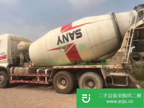 轉(zhuǎn)讓二手國(guó)五攪拌車(chē)12立方急售