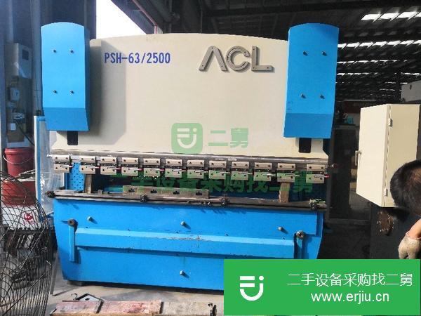 低價(jià)轉(zhuǎn)讓二手折彎機(jī) 63T*2500 力豐品牌