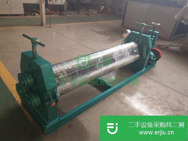 出售小型W11-4*1600半自動(dòng)卷板機(jī)數(shù)臺(tái)