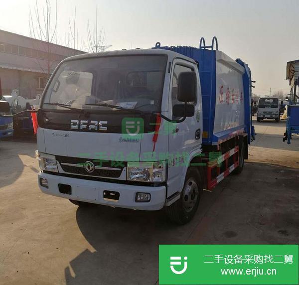 出售十五平方的垃圾車 東風尖頭擺臂式垃圾車 勾臂式垃圾車