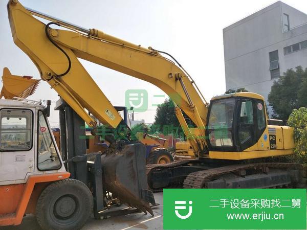 出售二手大小型挖掘機,包運到家