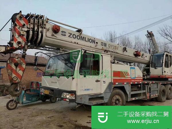 出售二手的11年中聯25v5汽車吊