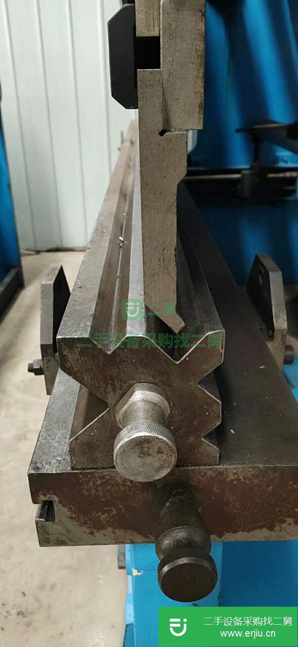 轉讓200/3200折彎機，價格不高