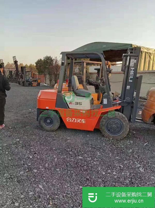 個人2臺叉車轉讓 包運輸