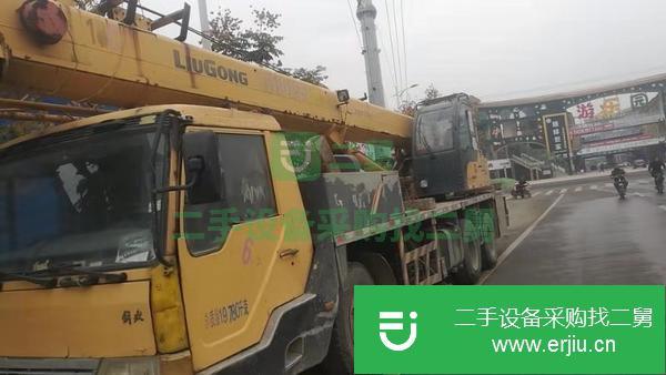 轉(zhuǎn)讓柳工12噸吊車