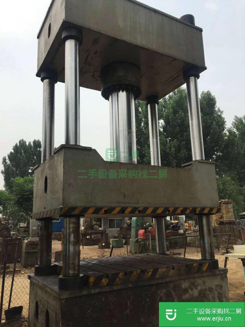轉(zhuǎn)讓出售二手九成新500噸油壓機