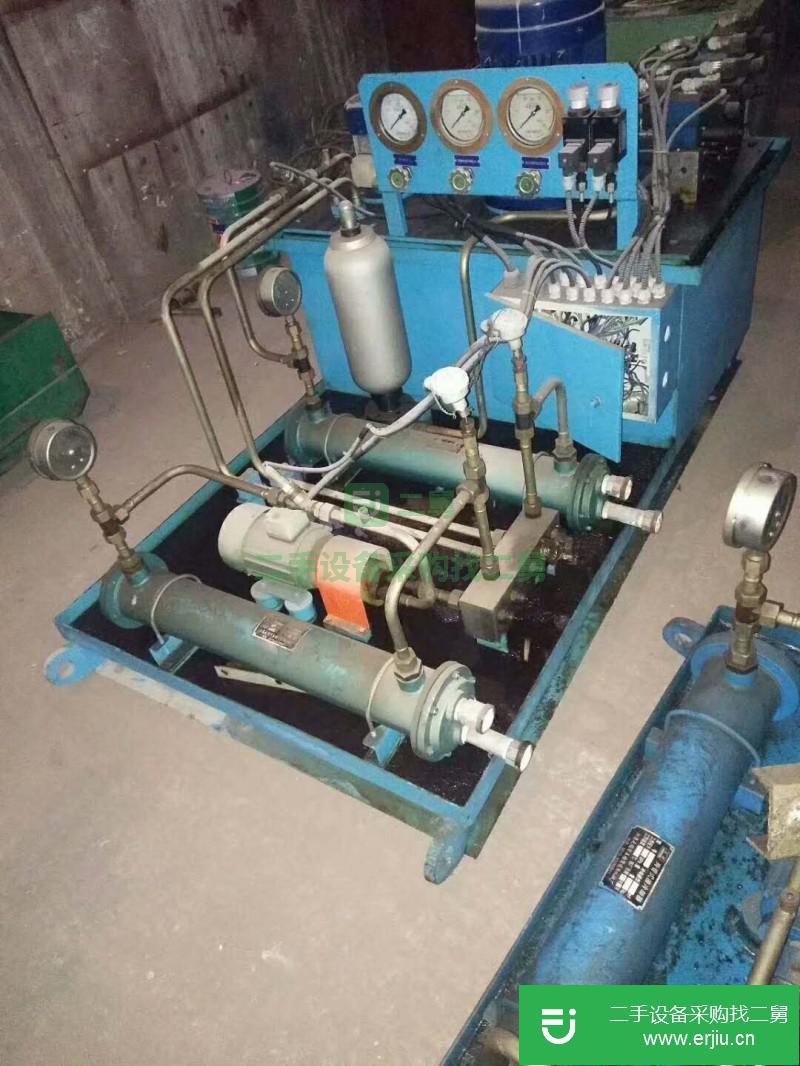 出售艾幫350同鋁材連續(xù)擠壓機(jī)一臺(tái)
