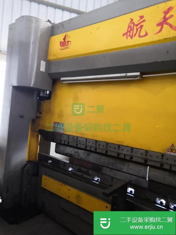 出售250/4米電液數控折彎機,100/4米折彎機