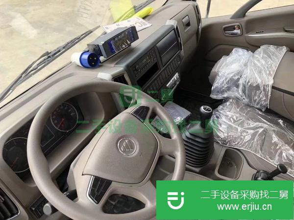 轉(zhuǎn)讓特價(jià)處理福田歐馬可排半3米7肉鉤冷藏車包上戶